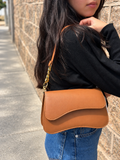Bolsa Catarina com corrente