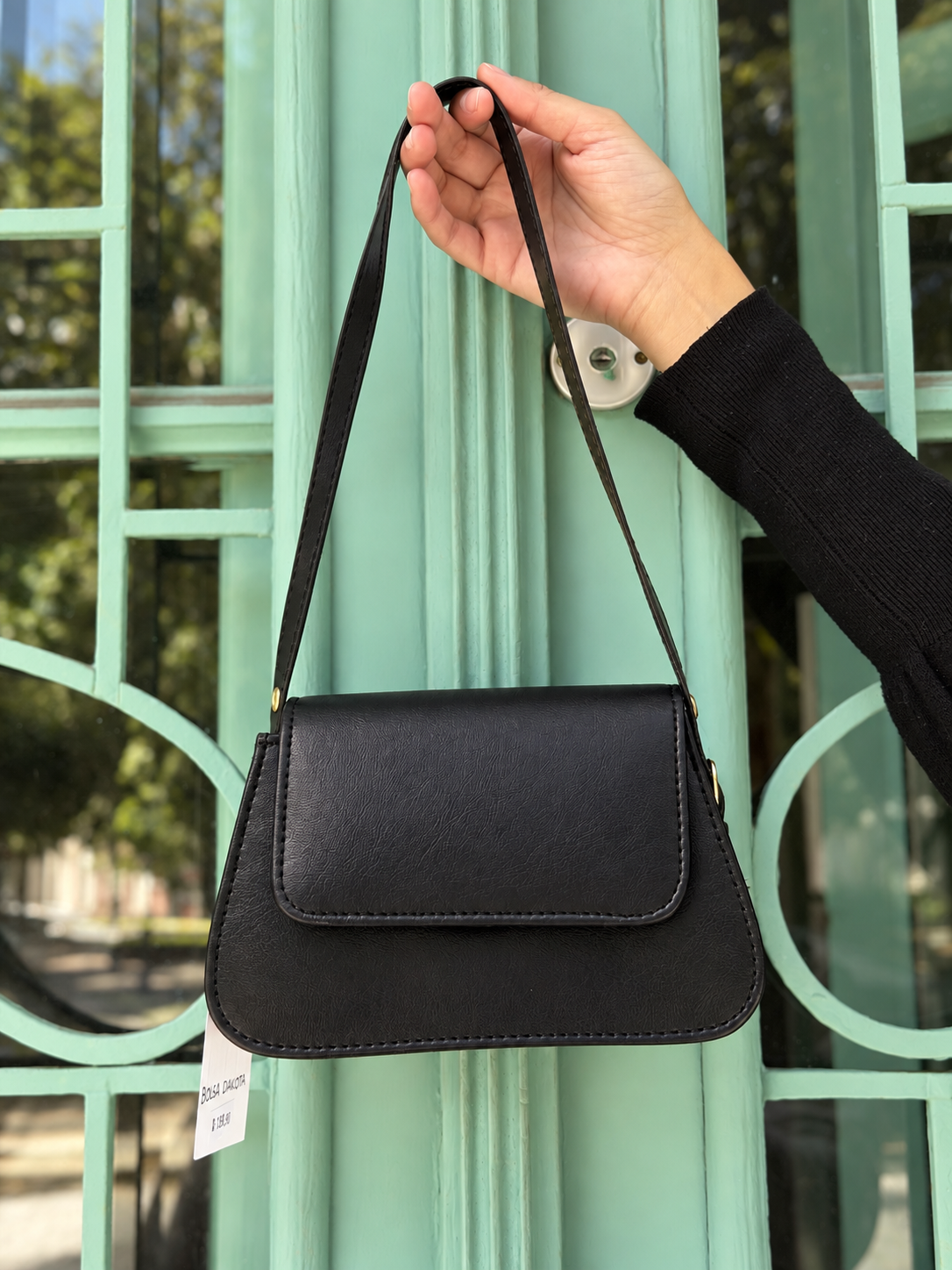 Bolsa Dakota preto
